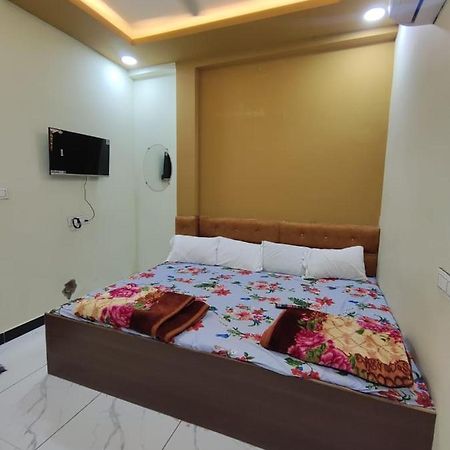 Hotel Chhavi 우자인 외부 사진