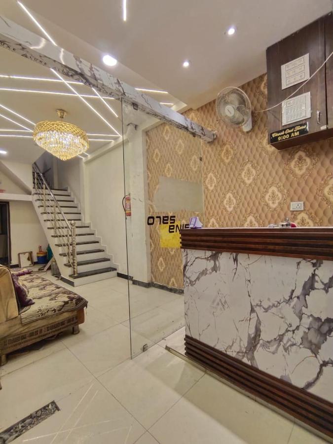 Hotel Chhavi 우자인 외부 사진